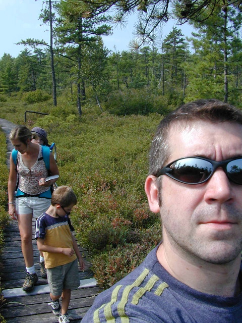 Family_hike_saco_heath